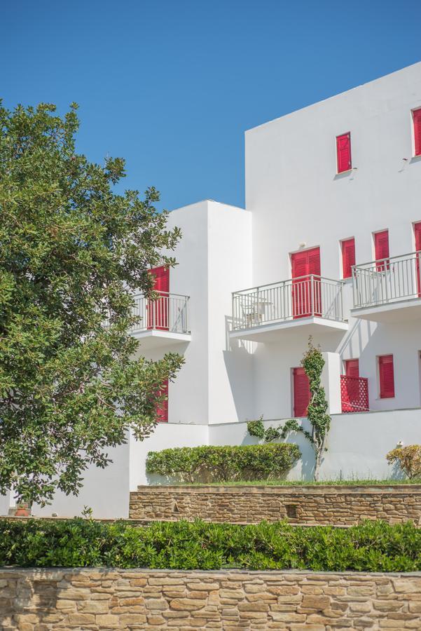 Ostria Hotel & Apartments Gavrio Exterior photo